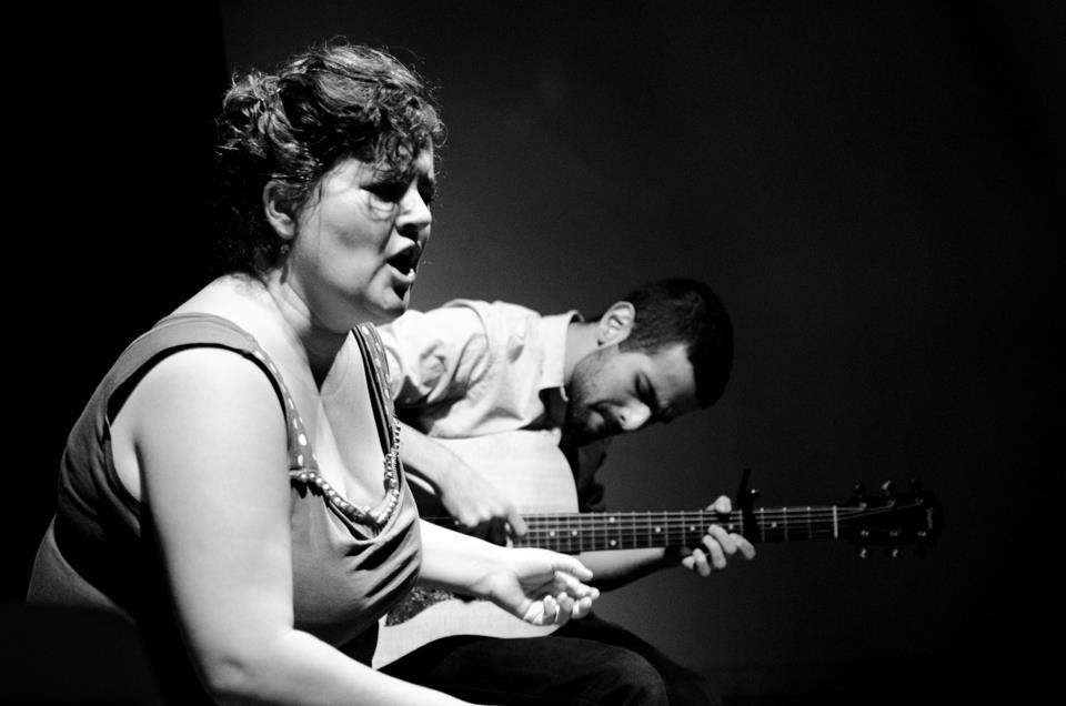 Carola y Karim en acústicos Carola y Karim en acústicos en el Loft